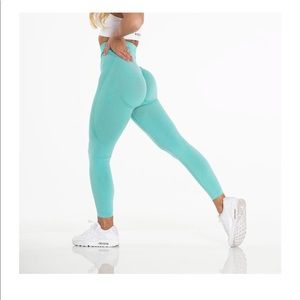NVGNT mint contour seamless leggings